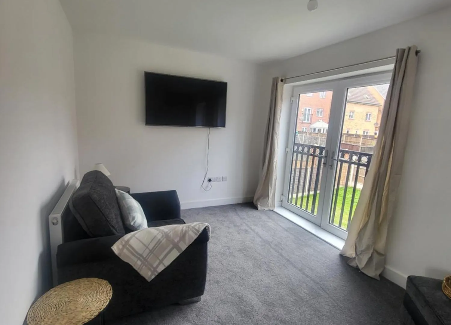 New Build 3-Bed In Rotherham Fast Wifi, Garden & Driveway Egyesült Királyság