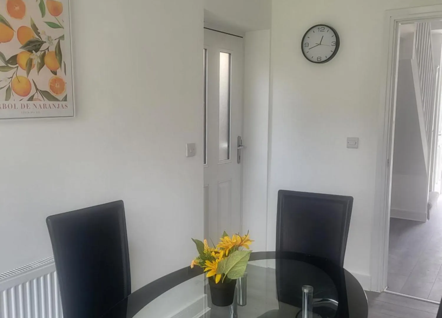 New Build 3-Bed In Rotherham Fast Wifi, Garden & Driveway 0*,  Großbritannien